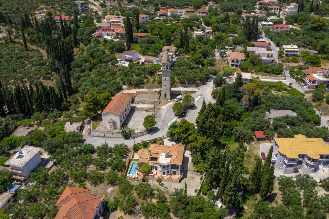 Ethereal Villa Mouzákion 外观 照片